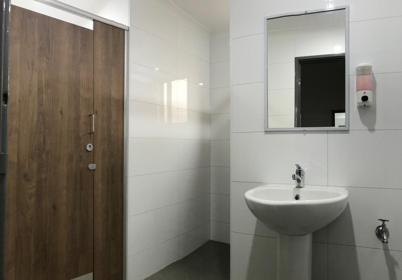 Hay Street Traveller'S Inn Перт Екстер'єр фото